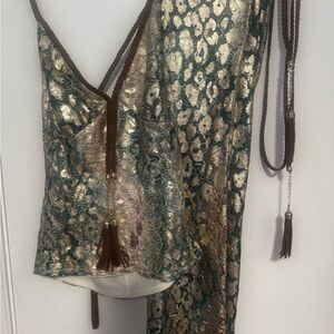 VENUS Gold and Green Lame Patterned Haler Top and Bell pants with Tassel Detail